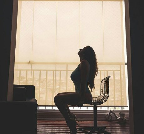 Ju Luz star beautiful image