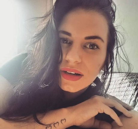 Ju Luz high quality model archive