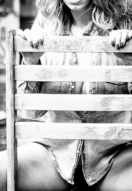 Ju Luz pornstar naked pics