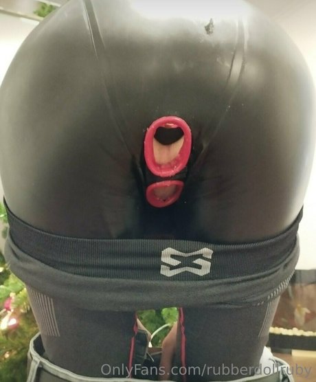 rubberdollruby porn actress photo