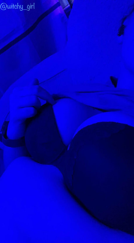 serena king top model pic