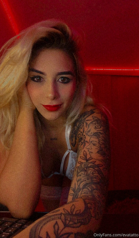 evablack69 model hd picture