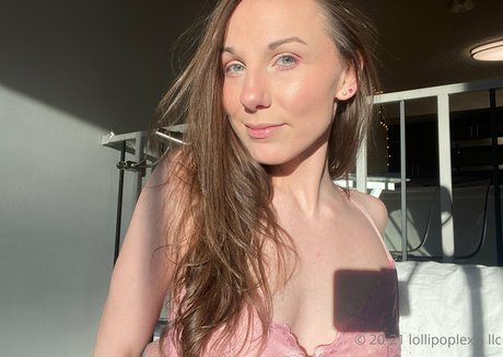 lollipop lexii nudes actress images