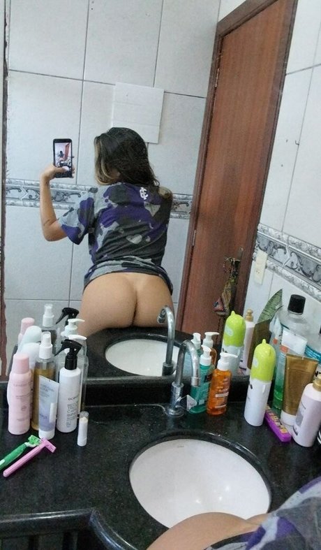 Raphaela Sinopoli art model pictures