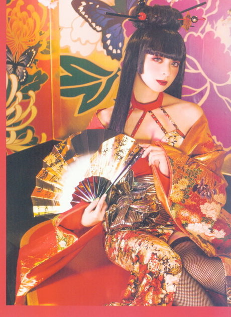 Mizuhashi Mai art star galleries