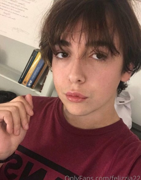 felizzia22 nice model img