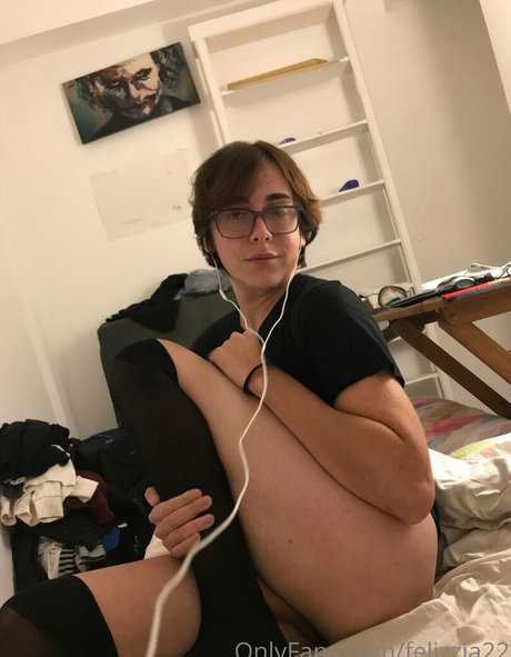 felizzia22 star porn picture