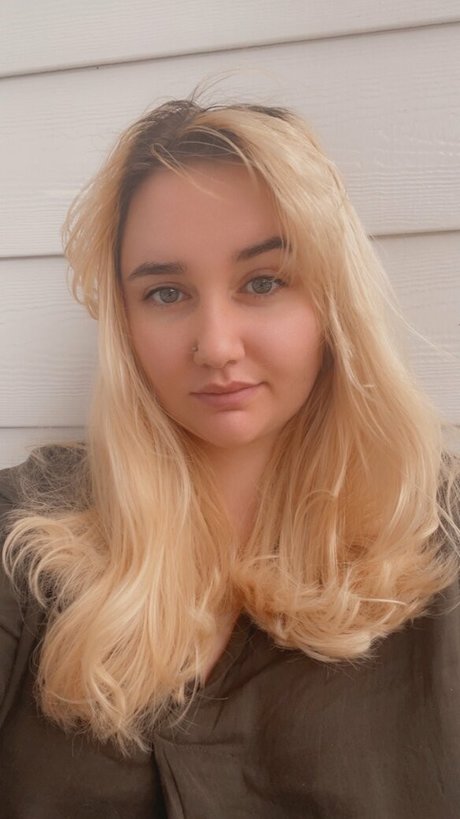 thatkinkything sex model pictures