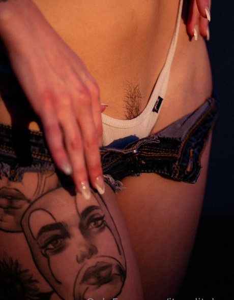 its glitchxx art star pic