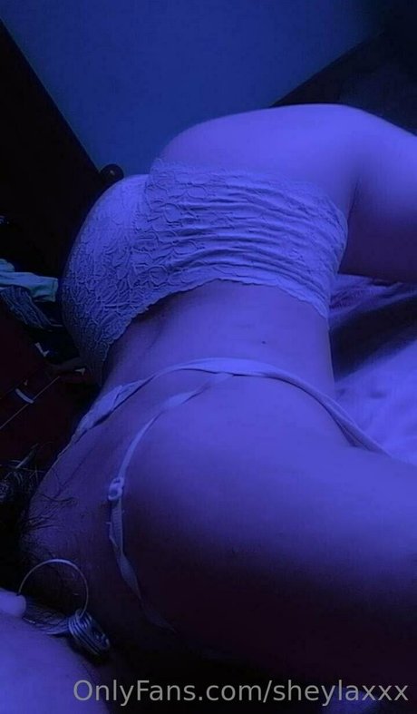 sheylaxxx sex model pics