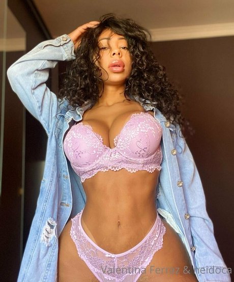 valentinaeneidoca pornstar erotic pic