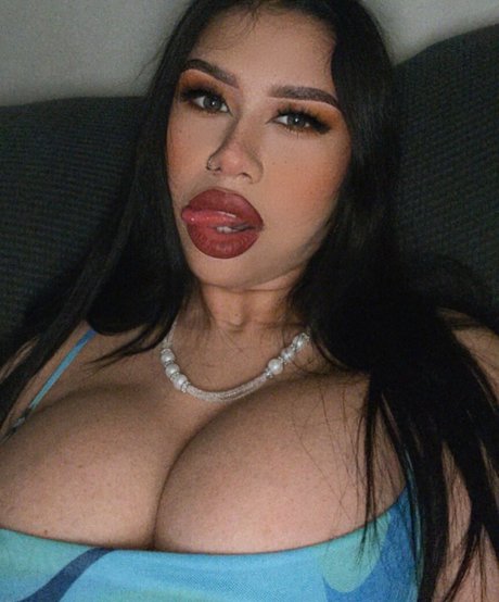 yourstrulyjazzz star nude image