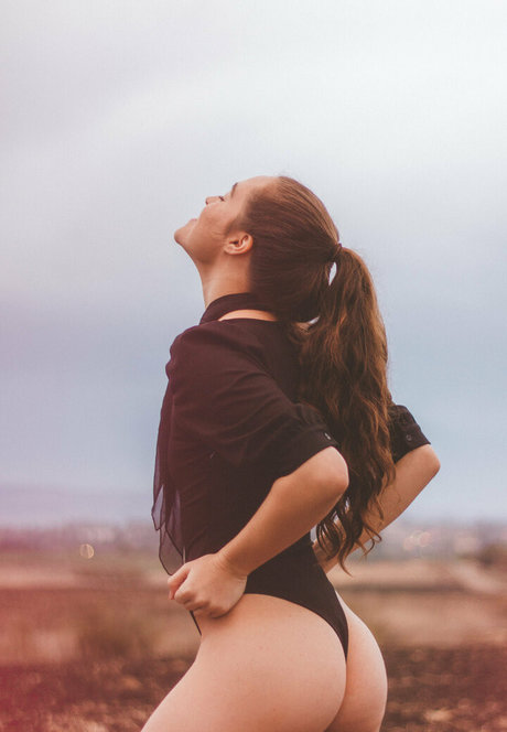 ashleylfrench high quality model image