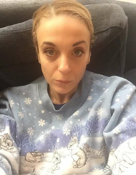 Amanda Abbington high quality model gallery