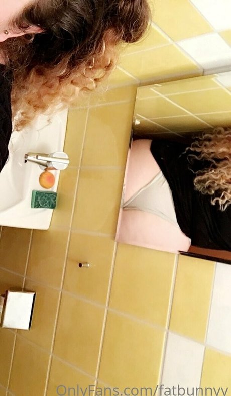 fatbunnyy pornstar sexy gallery