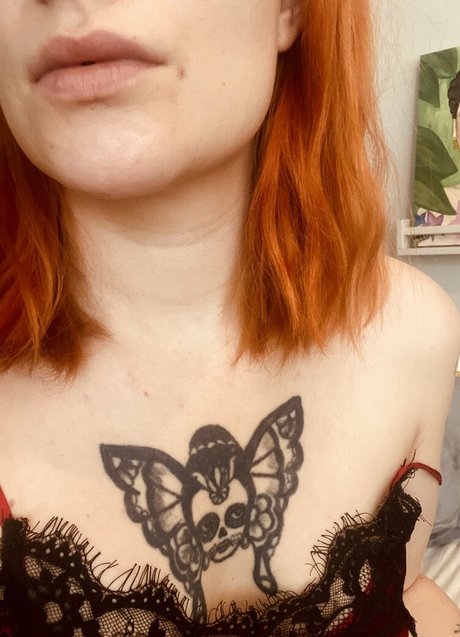 suzieks beautiful model pic