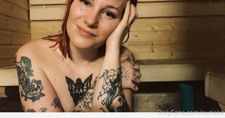 suzieks pretty pornstar pic