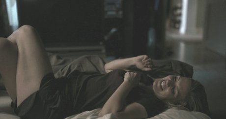 Rhea Seehorn erotic star images