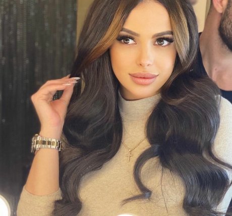 Maya Bulgarien star free galleries