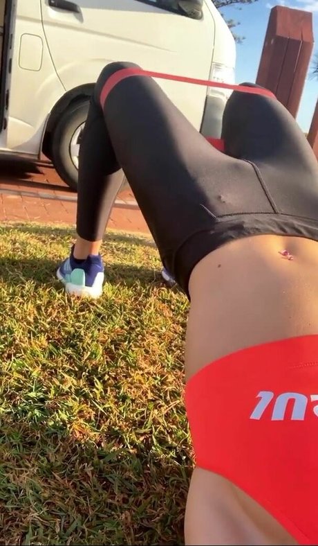 Isabelle Cornish pornstar nudes pictures