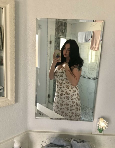 deathbydesign pornstar erotic img