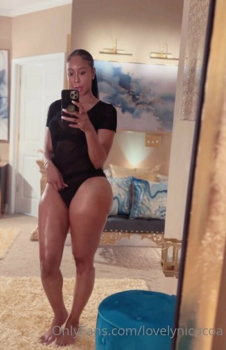Lovelynicocoa sexy model images