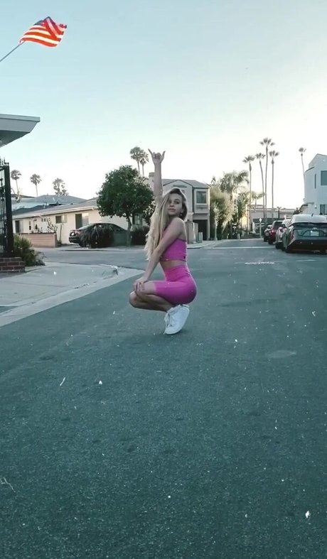 Ella Horan hot pornstar galleries