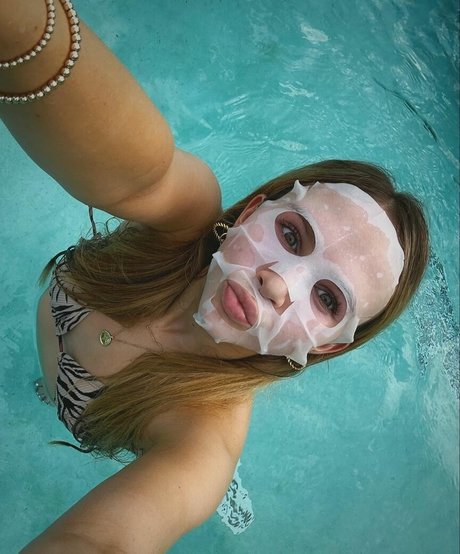 Ella Horan model xxx images