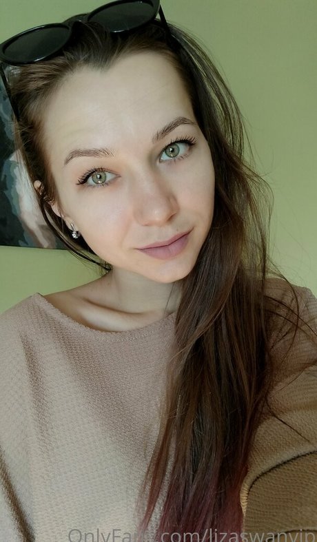 lizaswanvip pornographic star pictures