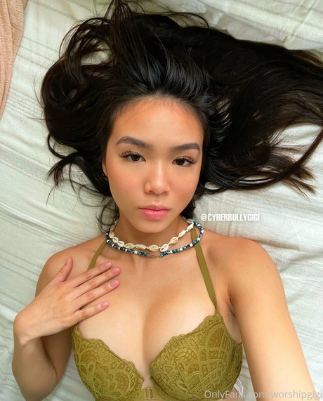 worshipgigi sexy actress picture