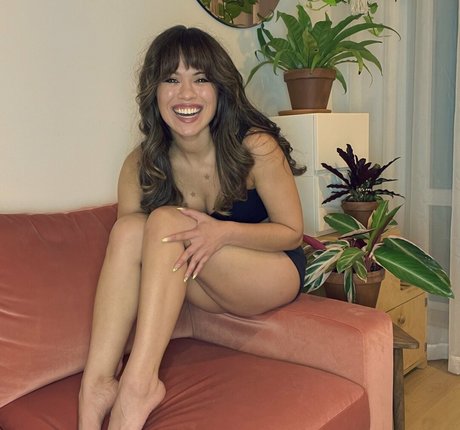 btsyourvirgogirlfriend nude actress picture