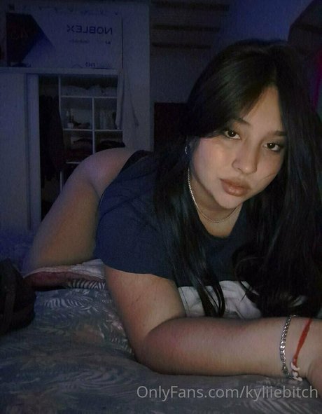 kyliiebitch high quality actress picture