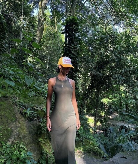 Julina Nalu pretty model pictures