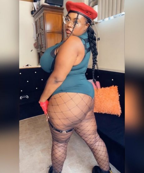 GoddessCocoaLuna nudes actress picture