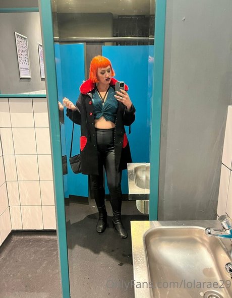 lolarae29 xxx actress photo