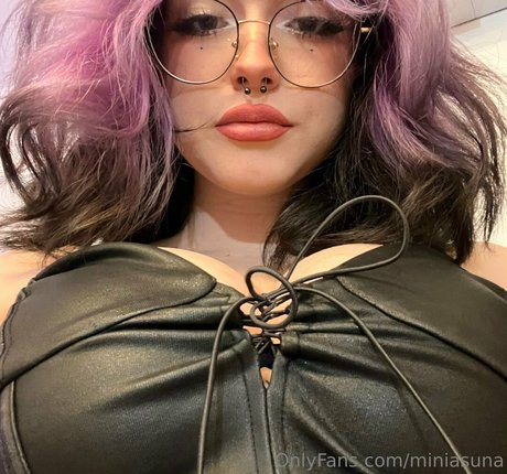 miniasuna model sex gallery