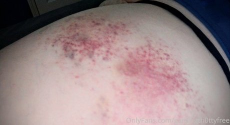 gamingth0ttyfree model nude img