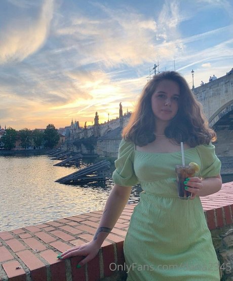 daria2345 nude actress galleries