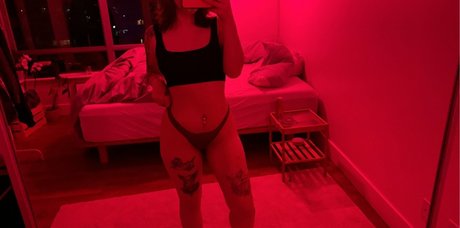 getmeoffpls nice actress gallery