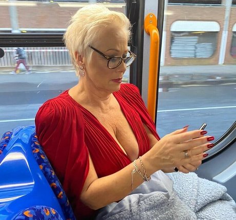 Denise Welch nice model picture