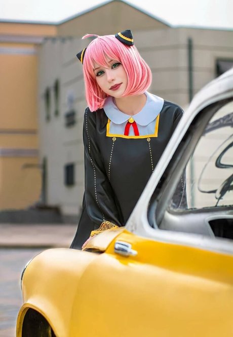 Anayami naked star img