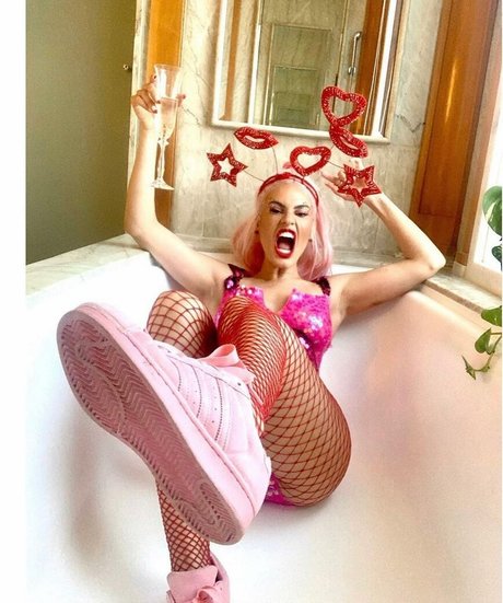 Leticia Lima model beautiful gallery