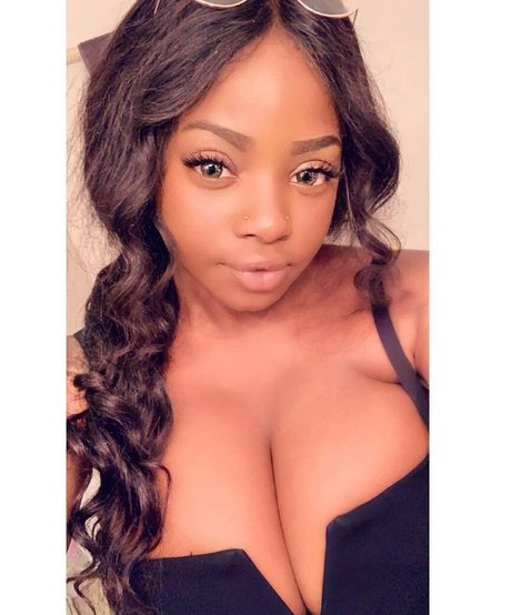 Itstaviaa nude star pics