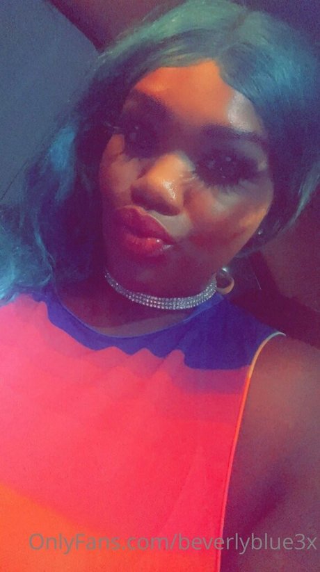 beverlyblue3x model adult pic