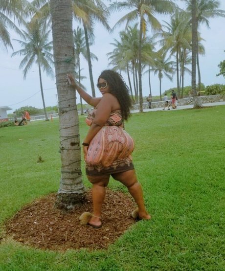 beverlyblue3x exclusive actress picture