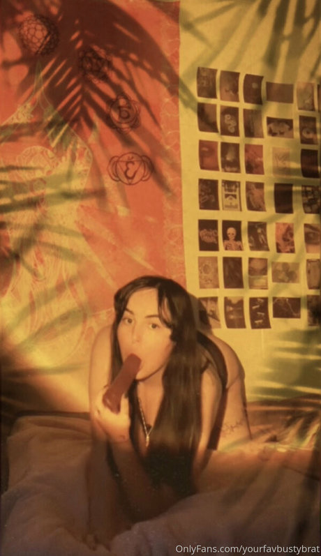 yourfavbustybrat star hd image