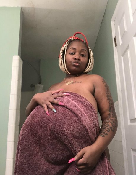 famousstarkmarie model hd images