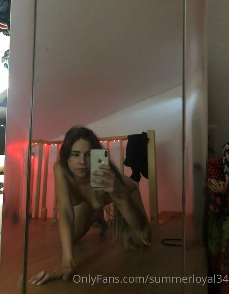 summerloyal34 pornstar exclusive image