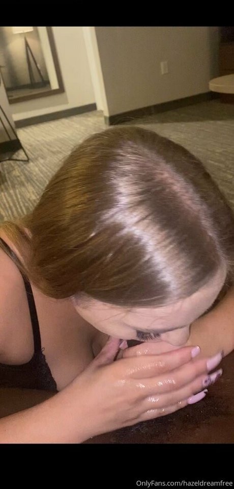 hazeldreamfree model nude archive