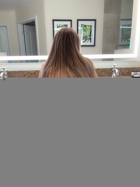 beautiful babe onlyfans nudes image